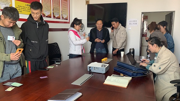 陕西某通信企业灵活用工签单现场